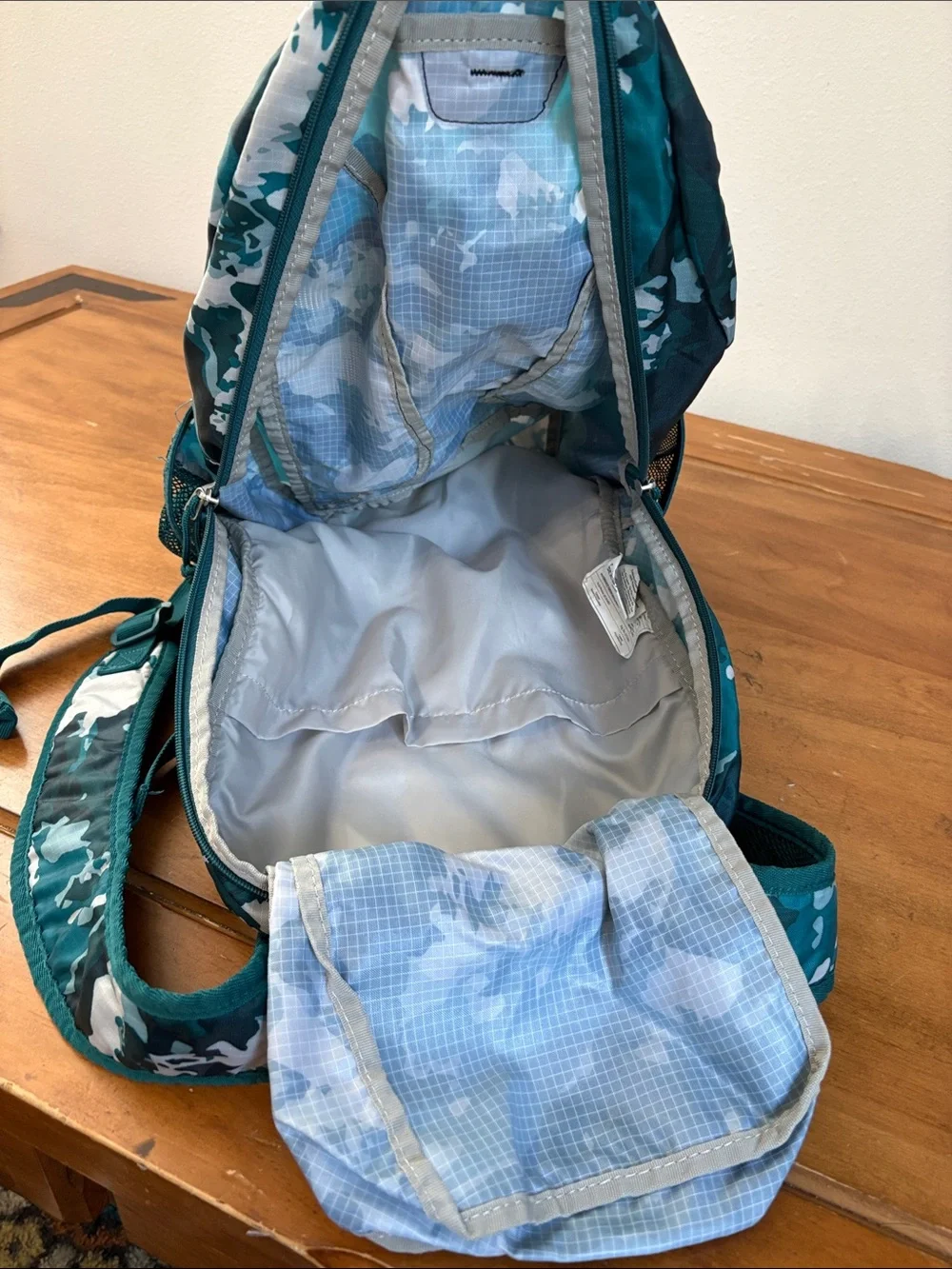 Eddie Bauer Stowaway 30L Teal Camo Backpack